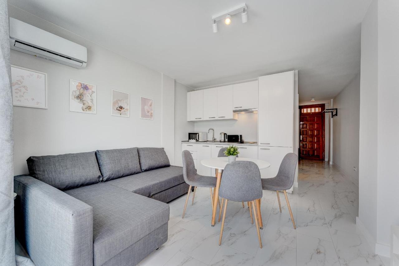 Apartment Harmony With Ocean View In Parque Royal Costa Adeje (Tenerife)
